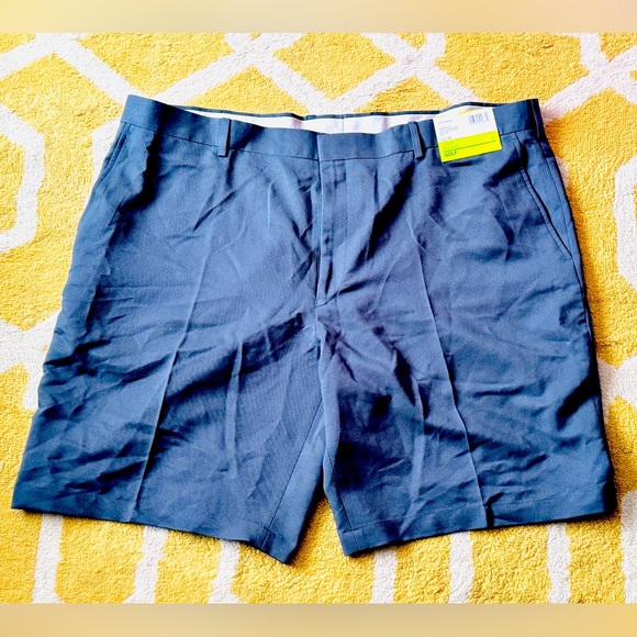 Men’s Size 44 NWT SHORTS Louis Raphael Golf Shorts Ombré Blue (looks gray to me) - Picture 1 of 7